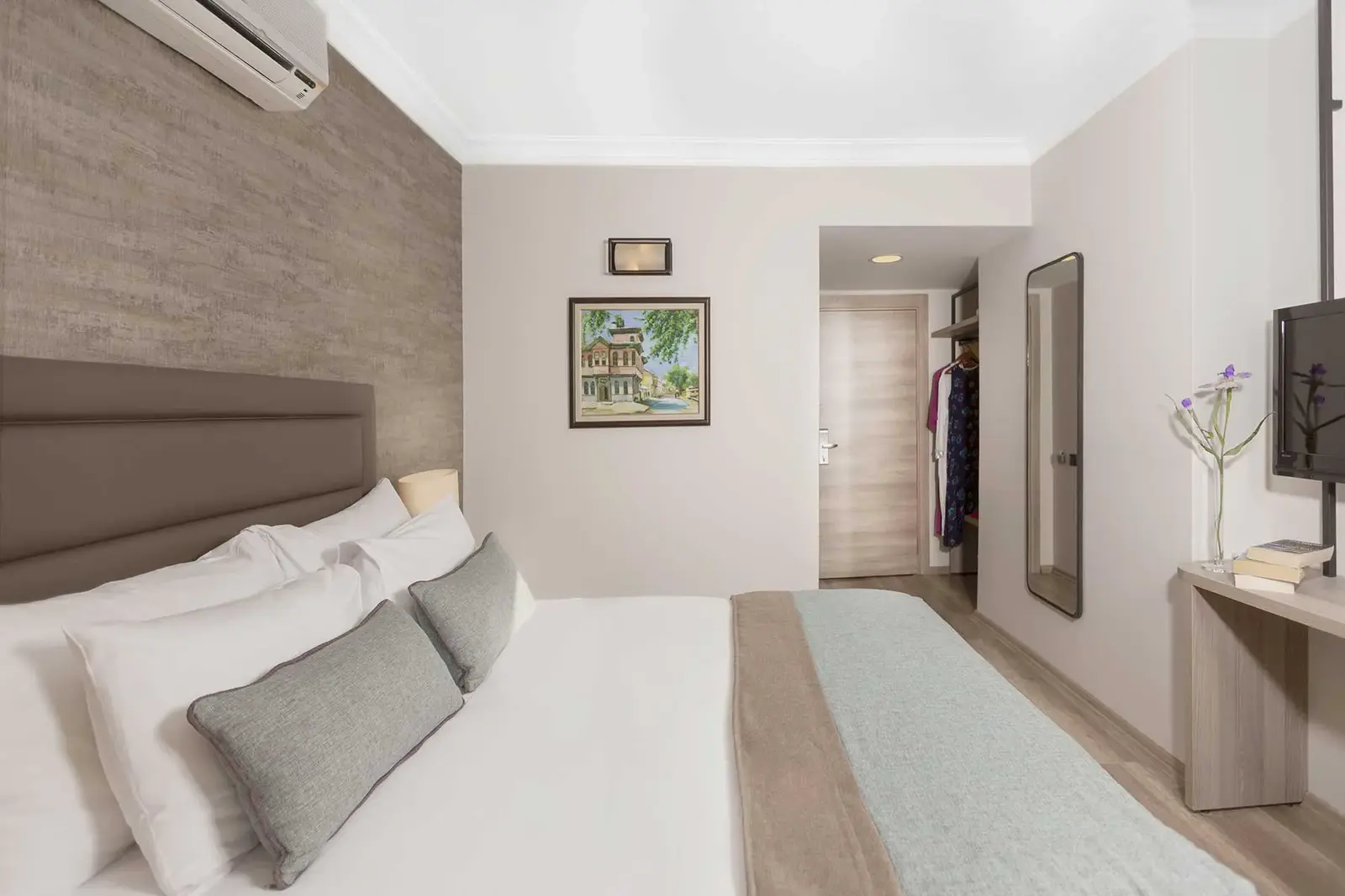 Standard Double Room Pool View