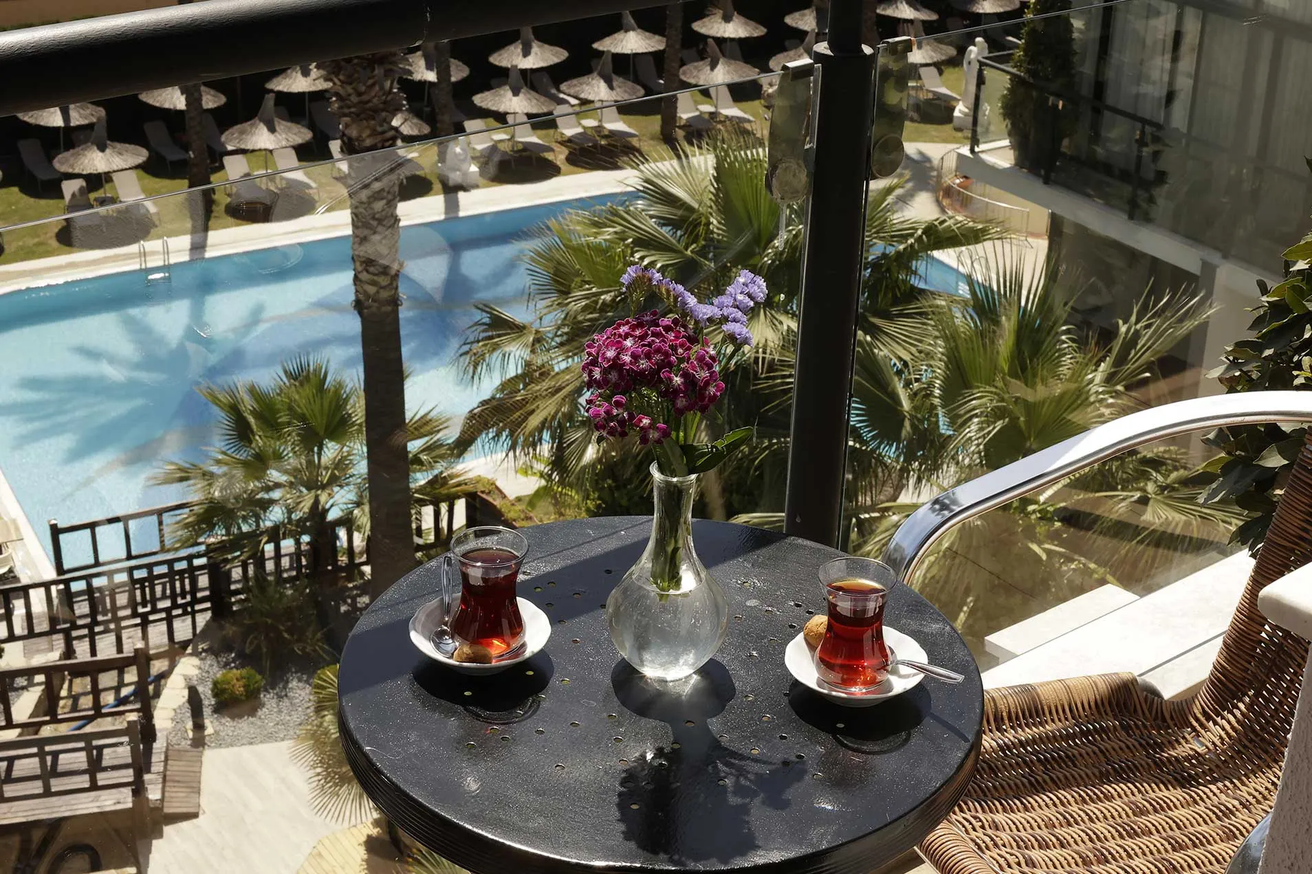 Piril-Hotel-Dublex-Family-Pool-View-Rooms-01-05